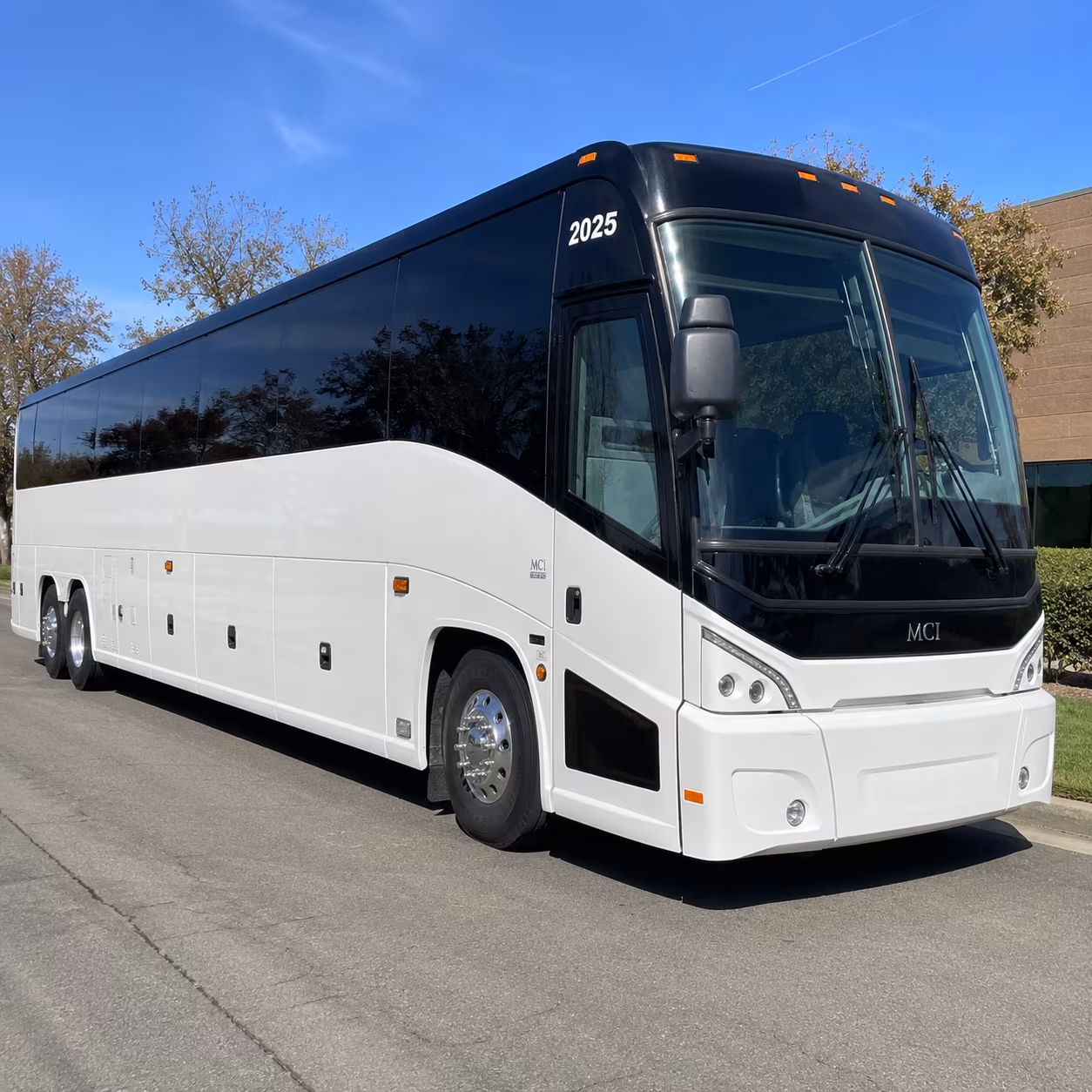 let a corporate bus handle the drive to yakima s hop yards wineries and agricultural sites