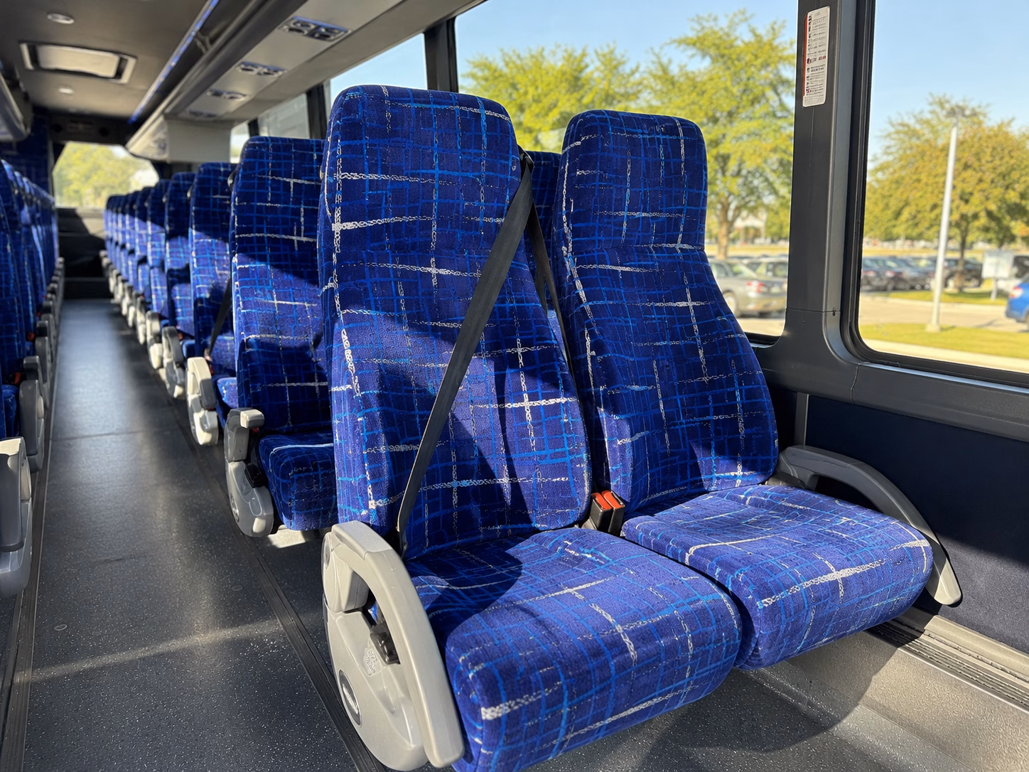 maryhill winery and long distance yakima valley wedding shuttles